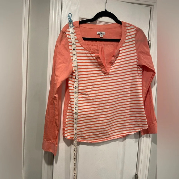 L.L. Bean Coral White Stripe Roll Tab Sleeve Split Neck Pullover Top Size XS - Picture 5 of 9